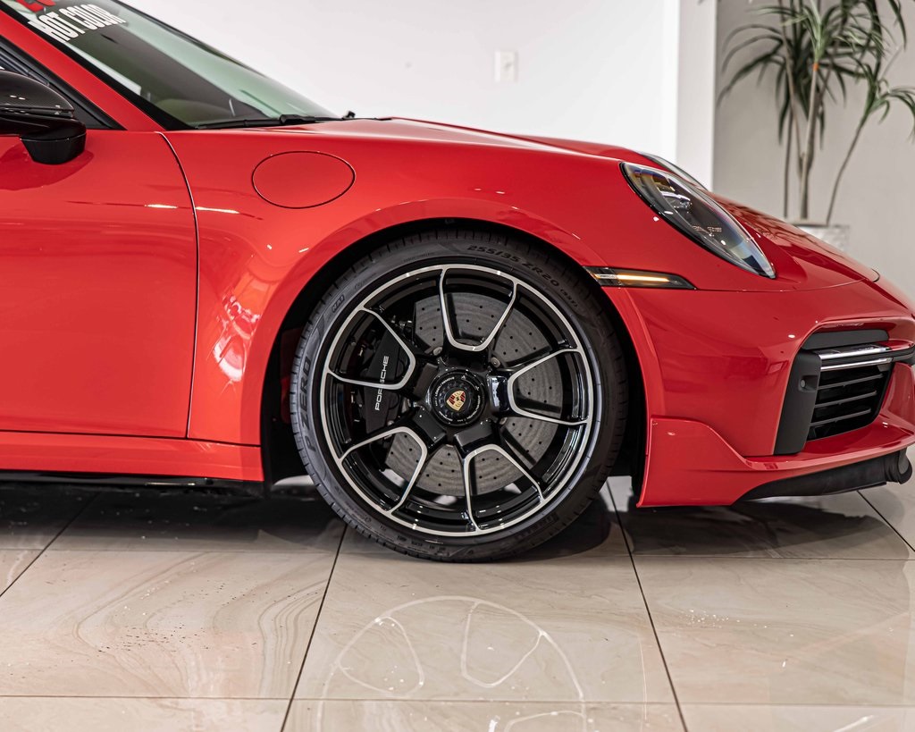 2025 PORSCHE 911 - Image 11