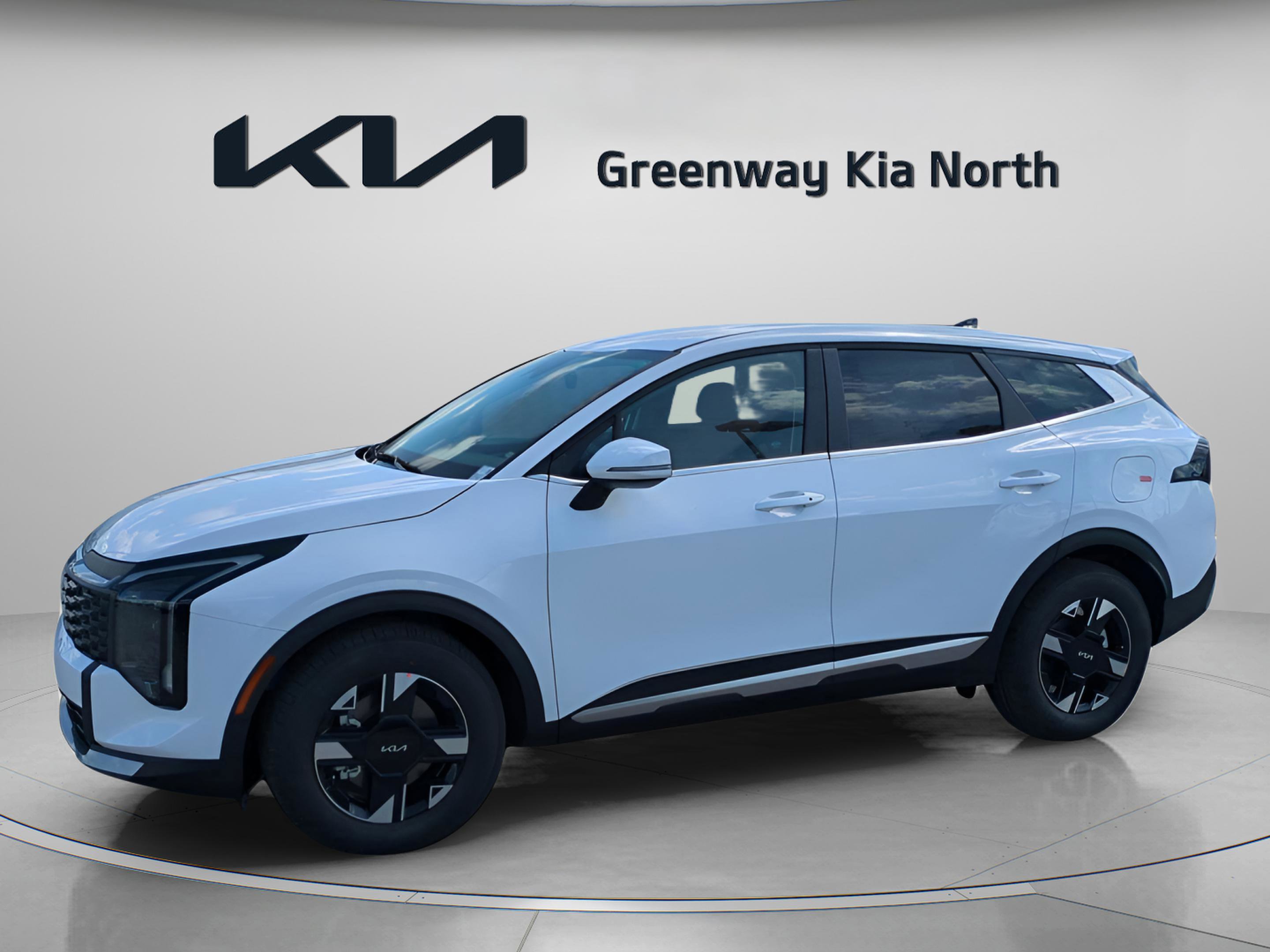 2026 Kia Sportage LX photo 2