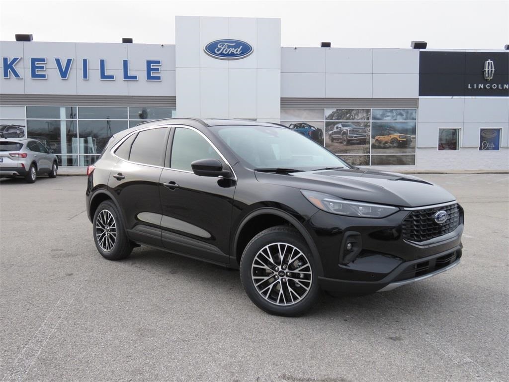 2025 Ford Escape Plug-In Hybrid photo 2