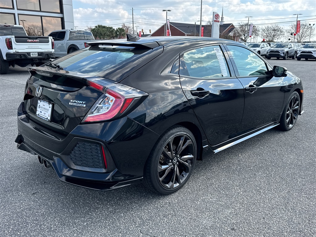 2019 Honda Civic Sport Touring photo 3