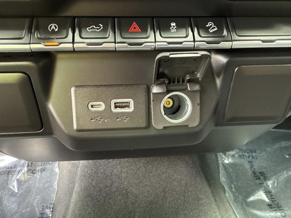 2020 Chevrolet Silverado 1500 LT photo 29