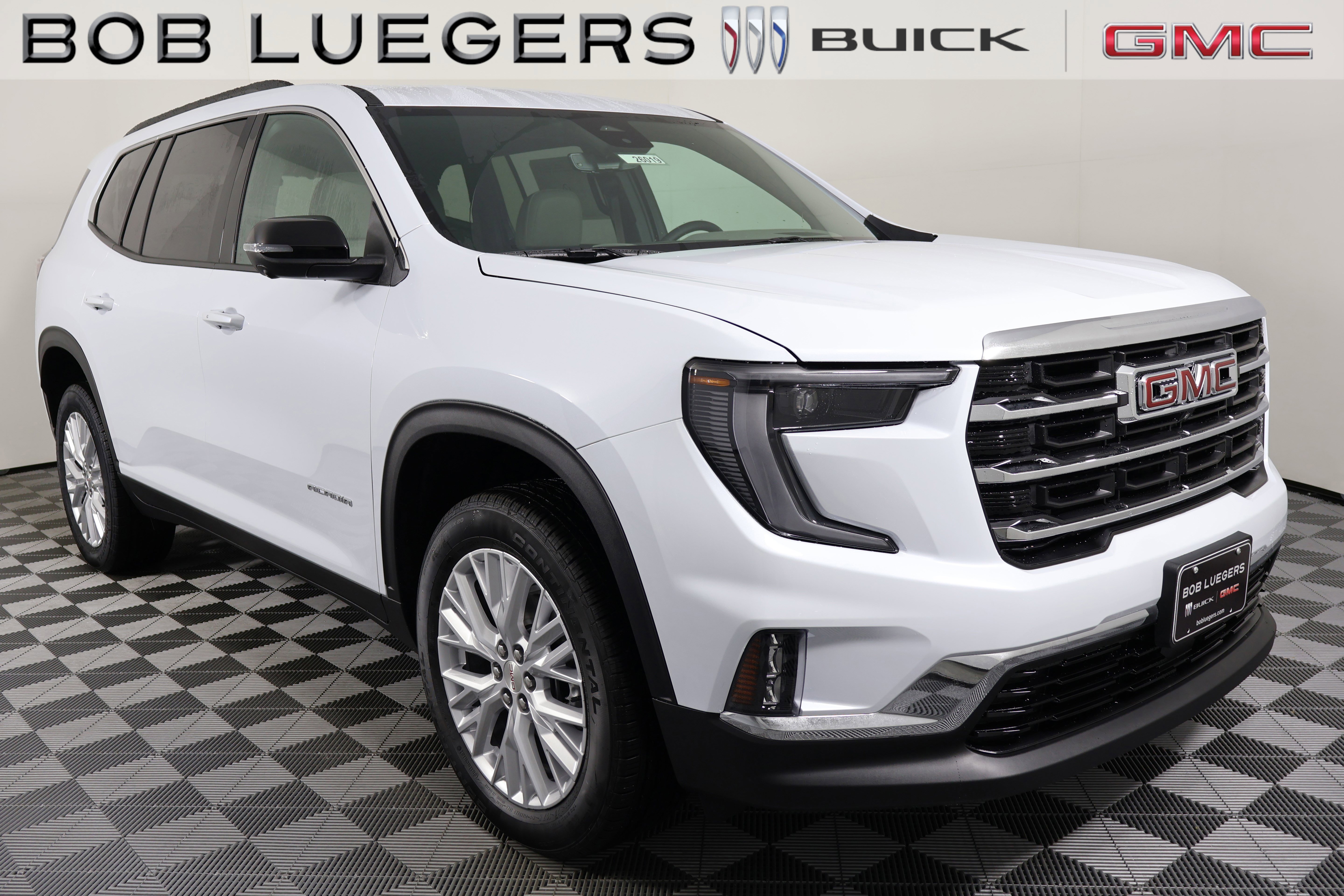 2026 GMC Acadia Elevation's photo