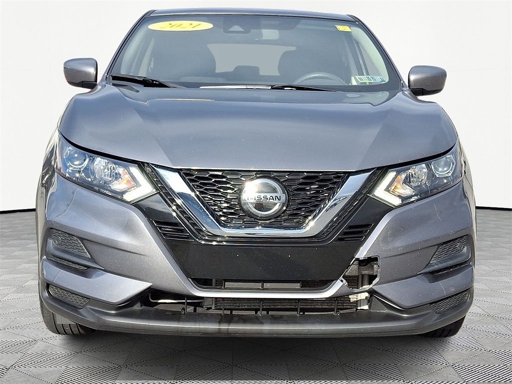 2021 Nissan Rogue Sport S photo 2