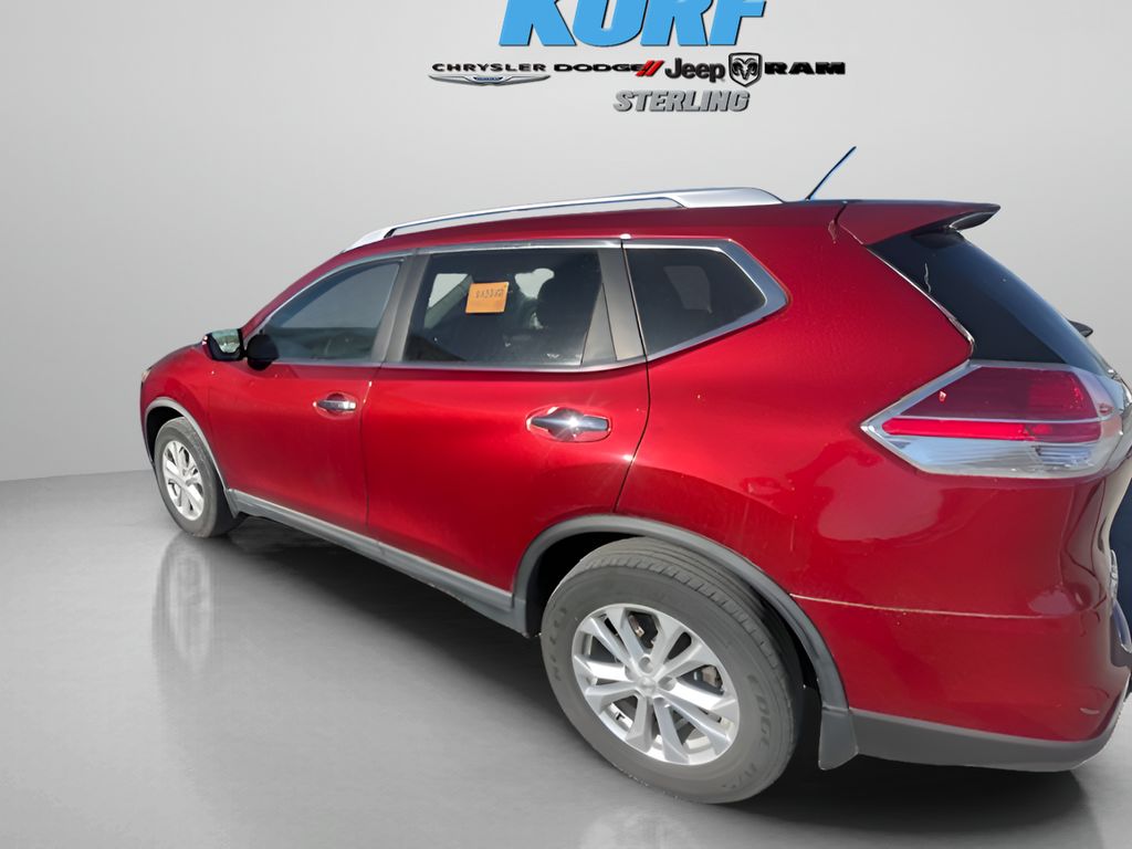 2016 Nissan Rogue SV photo 4