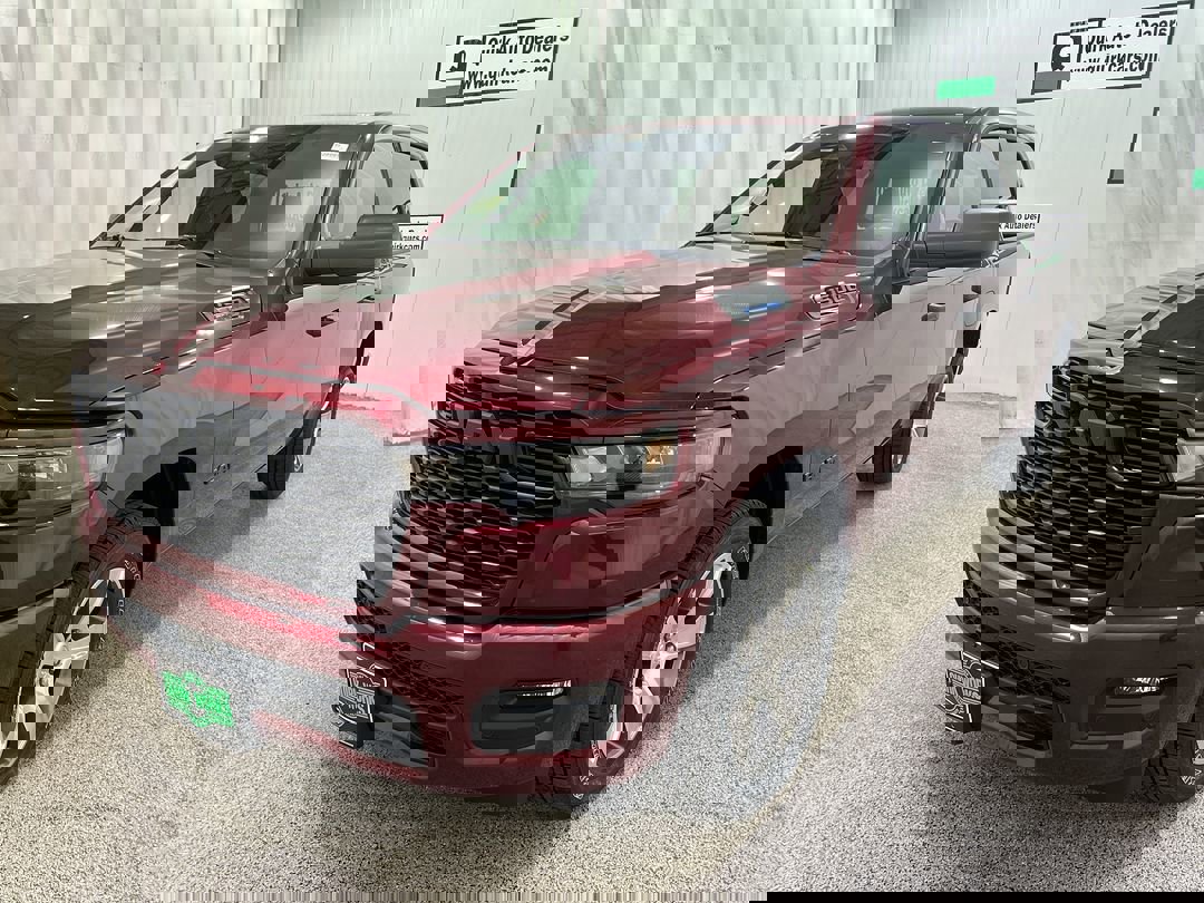 2025 Ram 1500 Tradesman photo 2