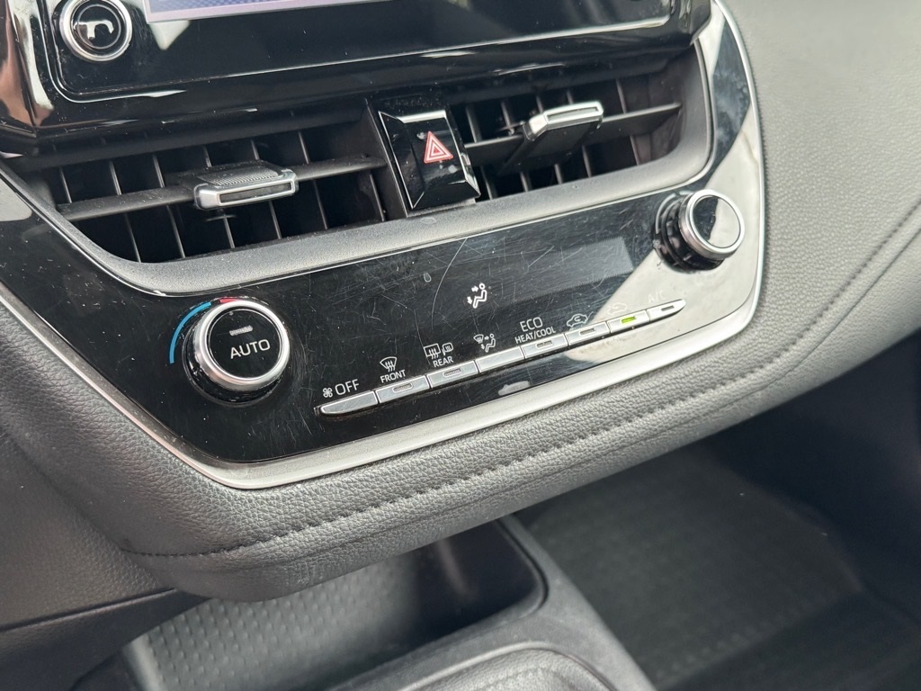 2020 Toyota Corolla SE photo 17