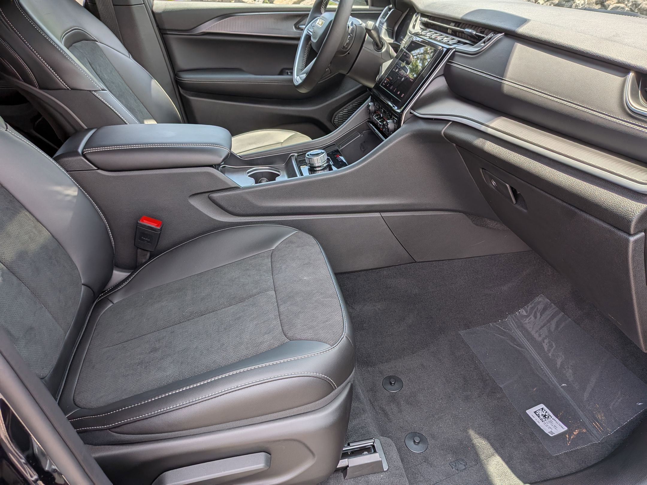 2025 Jeep Grand Cherokee Altitude X photo 26