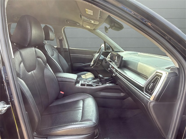 2024 Kia Sorento S photo 18