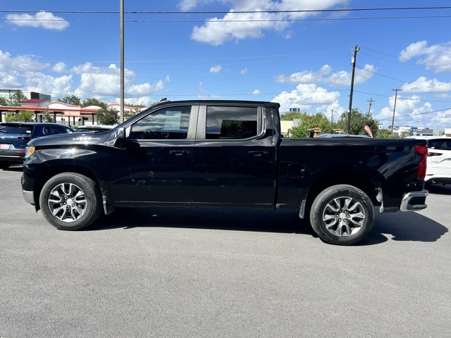 2023 Chevrolet Silverado 1500 LT photo 4