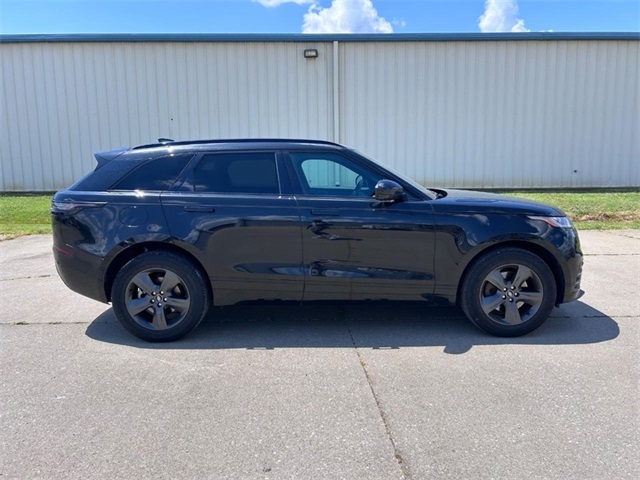 2025 Land Rover Range Rover Velar SE photo 2