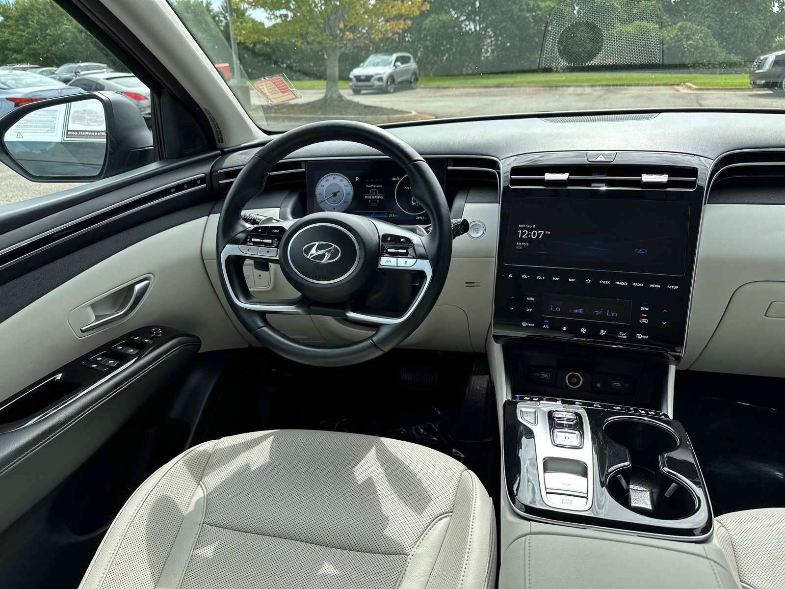 2022 Hyundai Tucson Limited photo 23