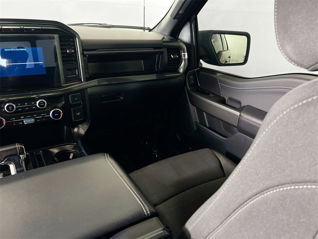 2023 Ford F-150 XLT photo 28