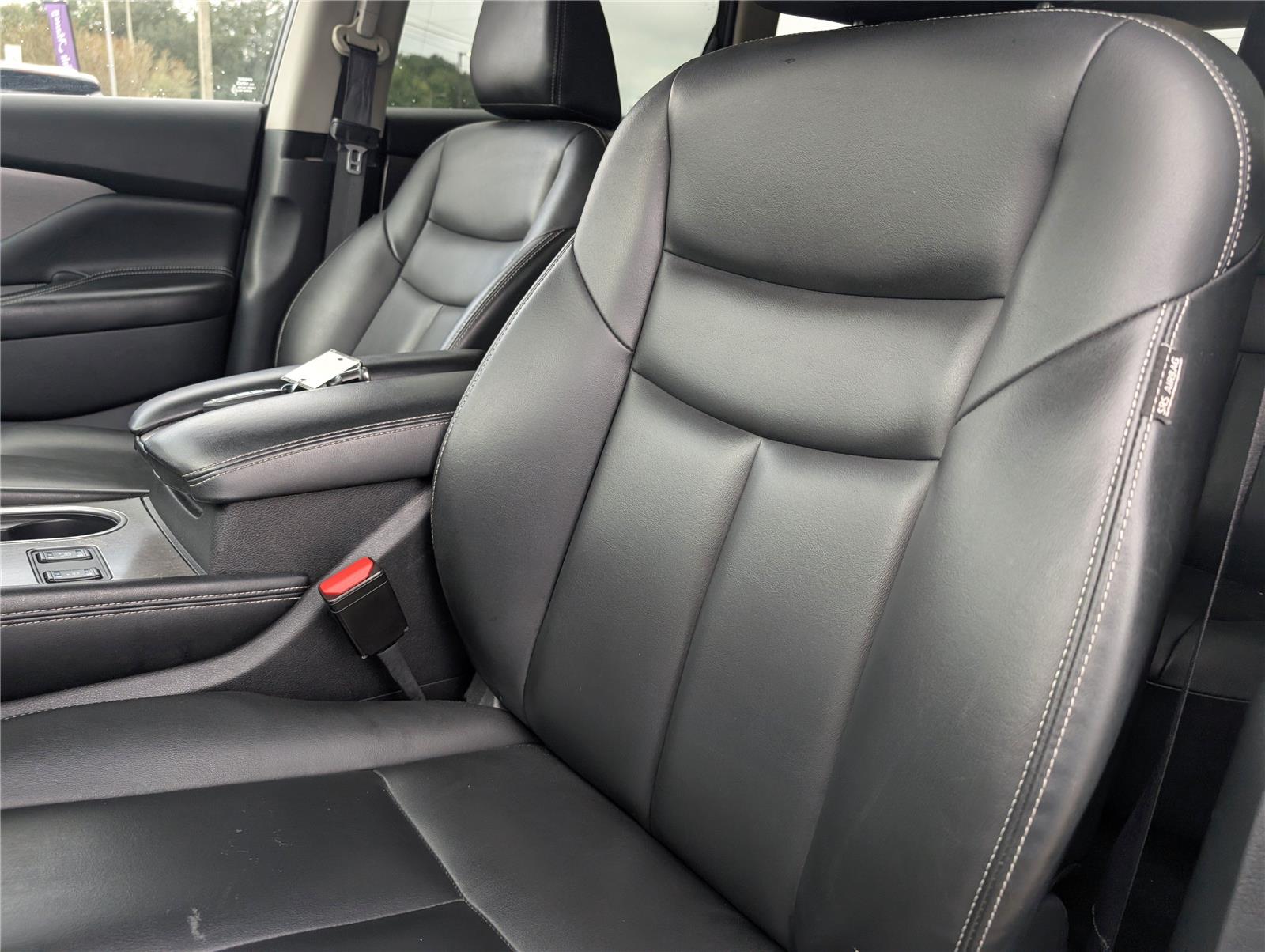 2023 Nissan Murano SV photo 12