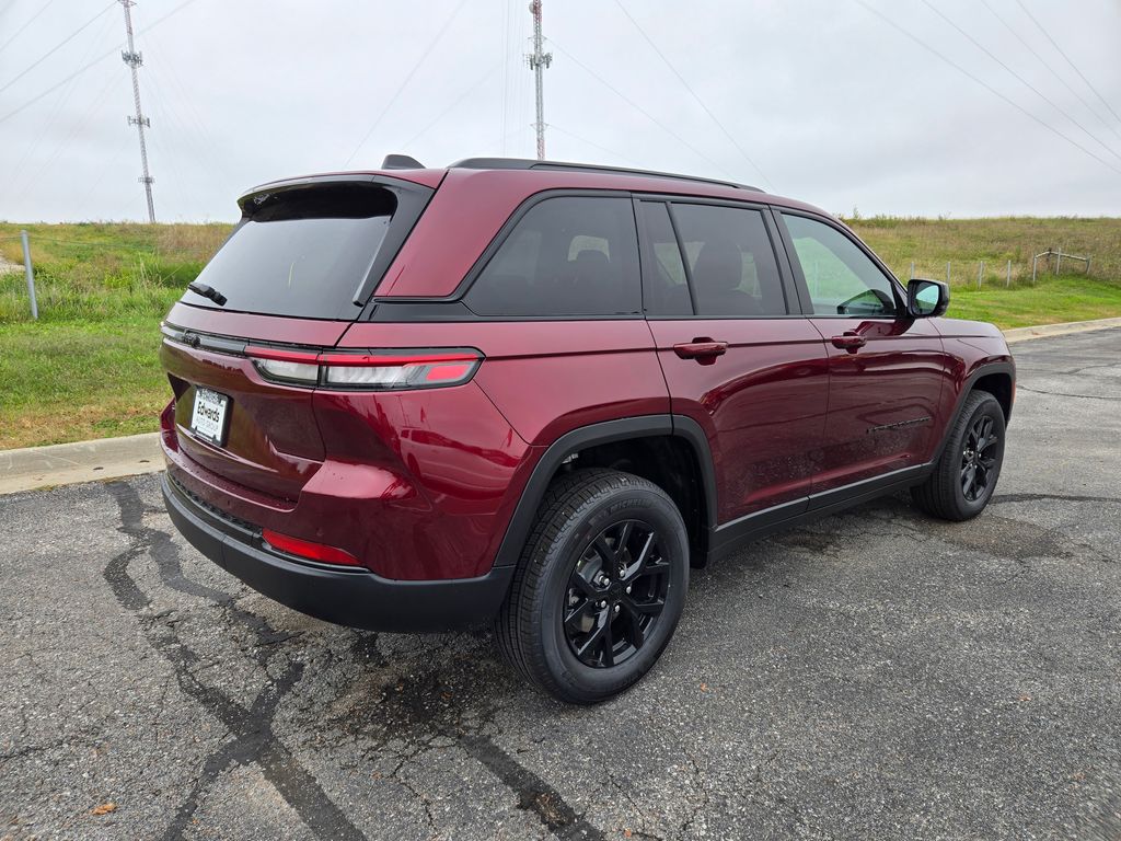 2025 Jeep Grand Cherokee Altitude X photo 3