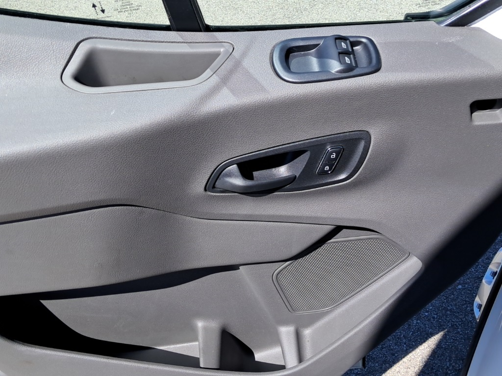 2025 Ford Transit Chassis Cutaway photo 13