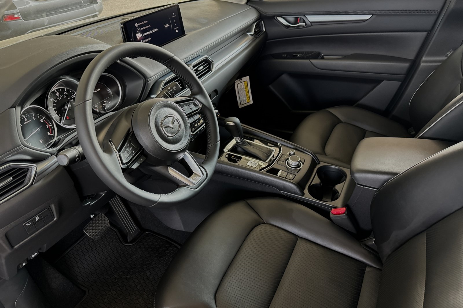2025 Mazda CX-5 2.5 Select photo 10