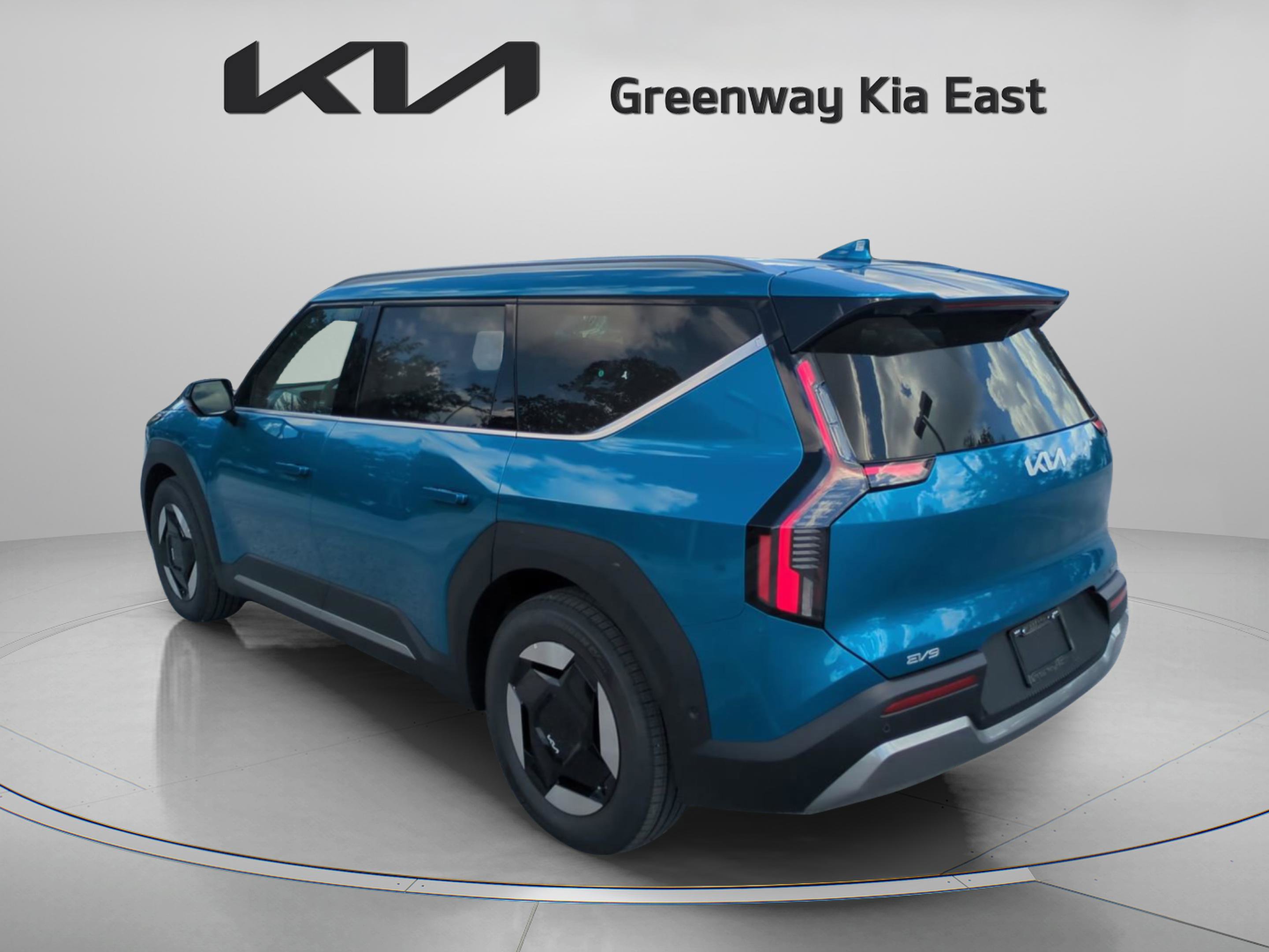 2026 Kia EV9 Wind photo 6