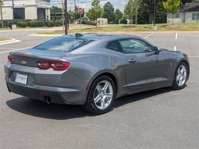 2022 Chevrolet Camaro 1LT photo 4