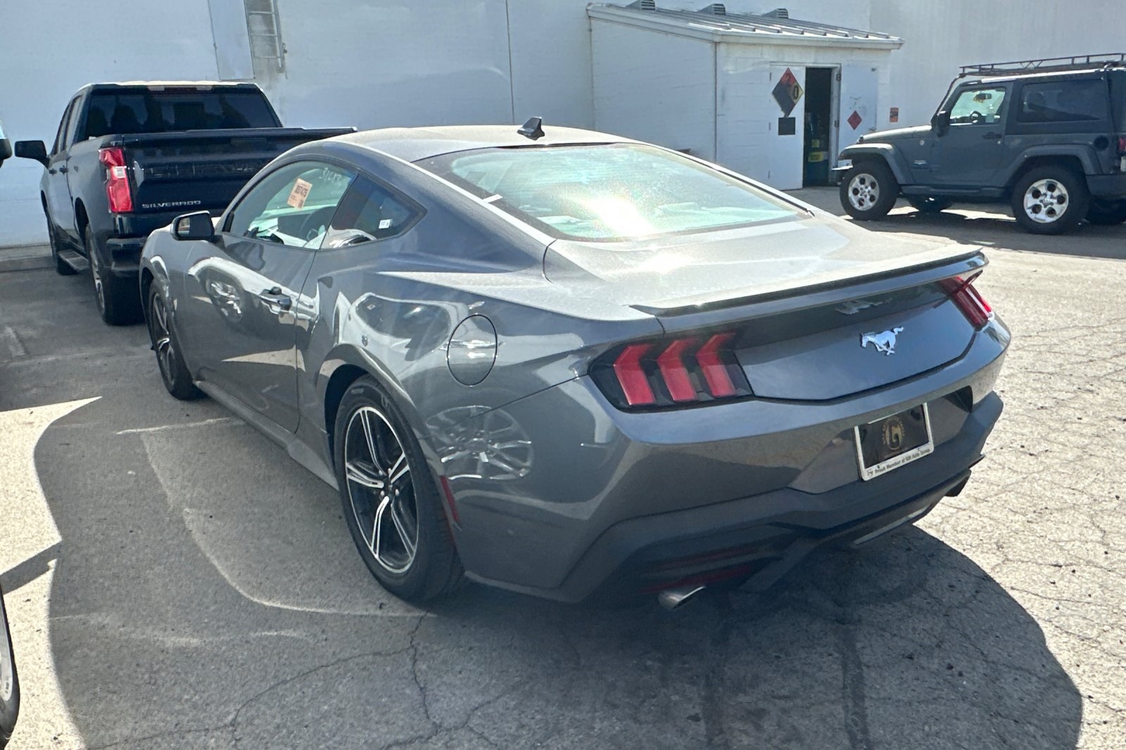 2024 Ford Mustang EcoBoost Premium photo 3