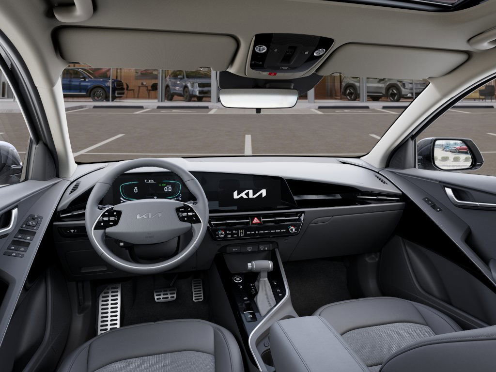 2025 Kia Niro EX Touring photo 13