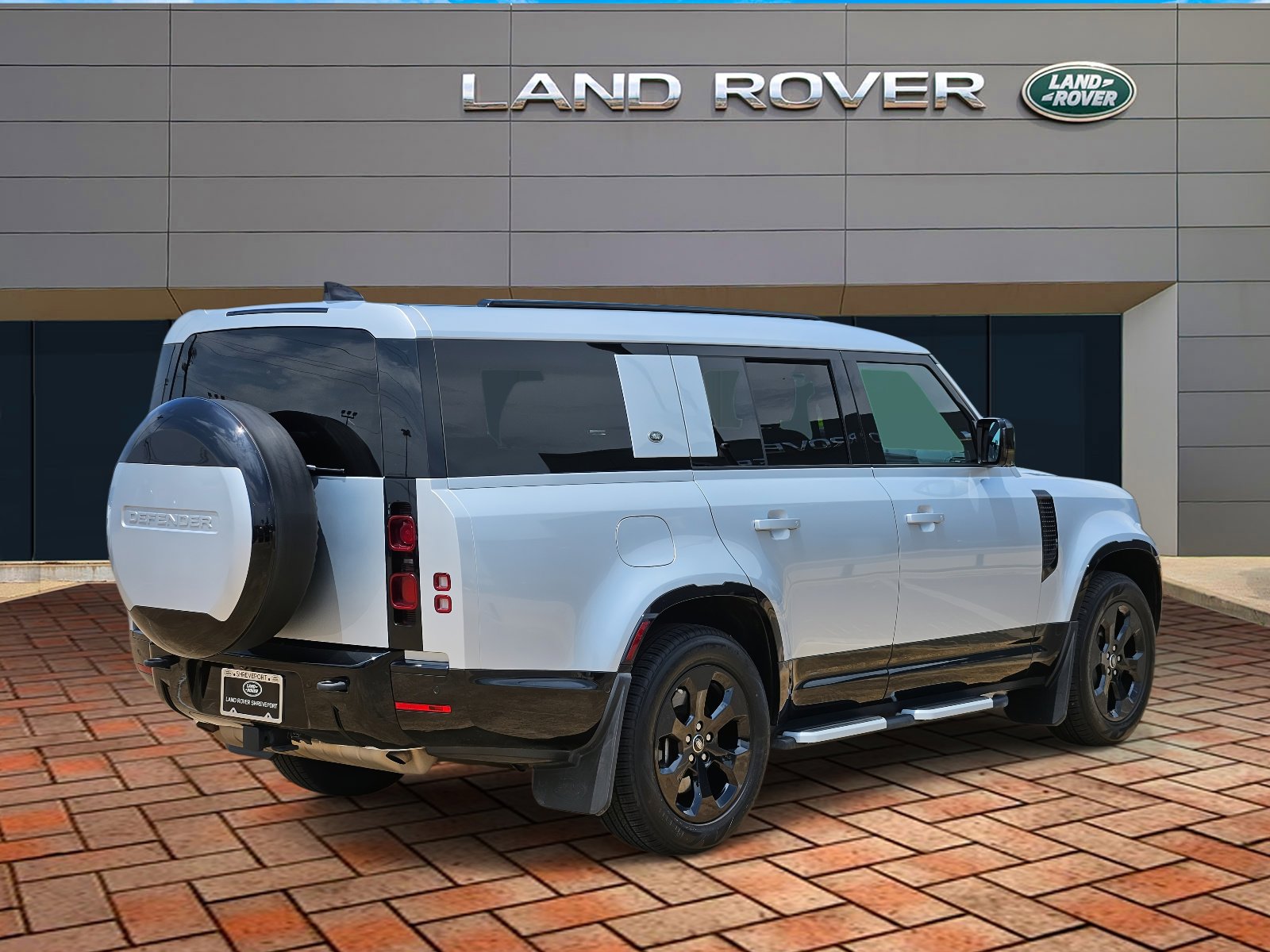 2024 Land Rover Defender X-Dynamic SE photo 4