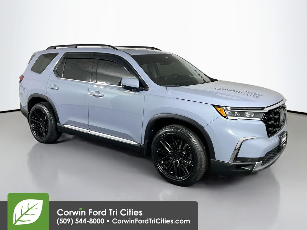 2023 Honda Pilot Elite's photo