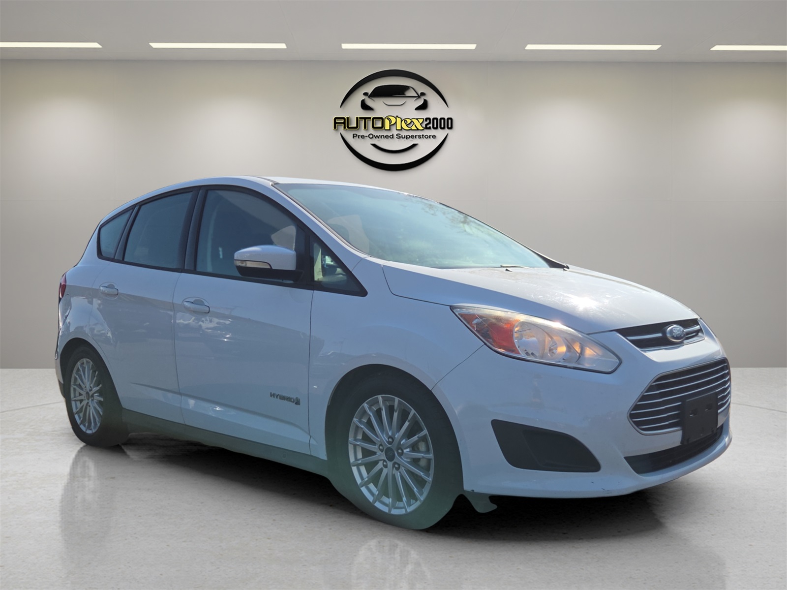 2016 Ford C-Max SE's photo
