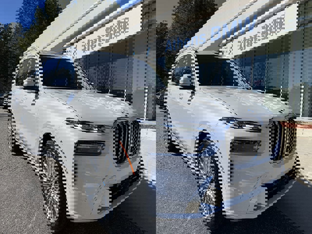 2026 BMW X7 40i's photo