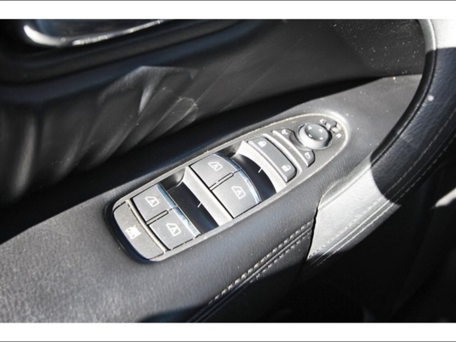 2024 Nissan Armada SV Black at Robbins Nissan