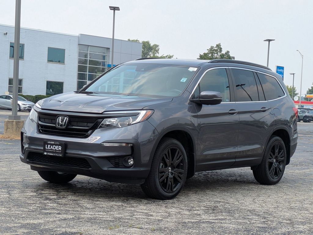 2022 Honda Pilot Special Edition photo 2