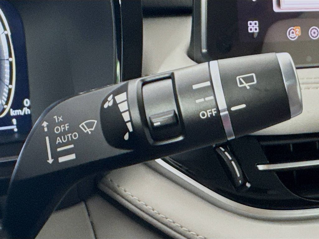 2026 Infiniti QX60 Luxe photo 13