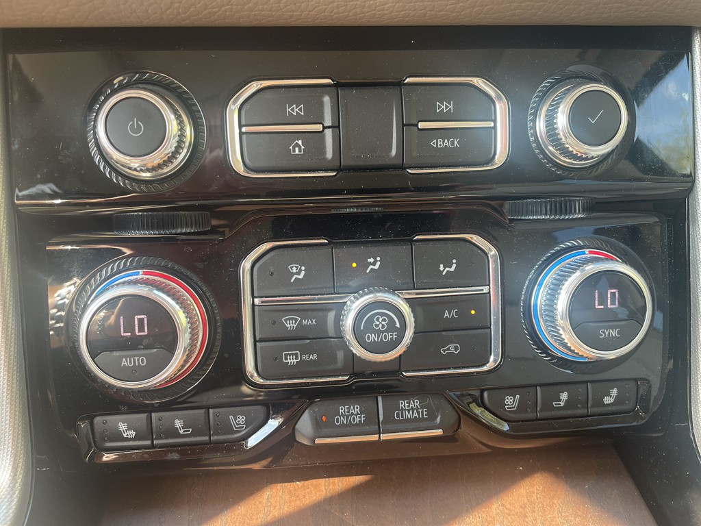2022 Gmc Yukon Denali photo 19