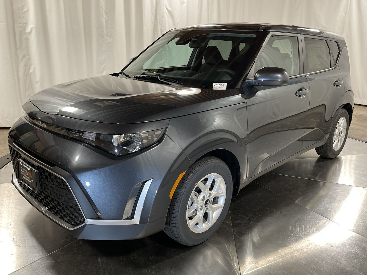 2023 Kia Soul LX's photo