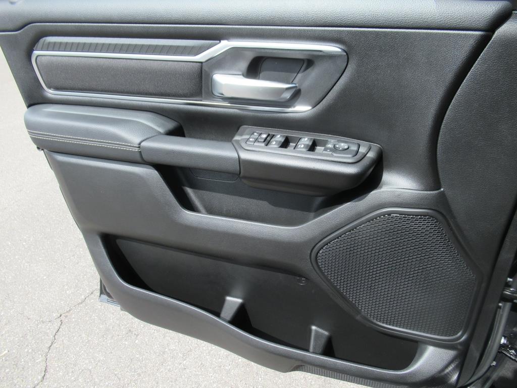 2025 Ram 1500 Big Horn Lone Star photo 25