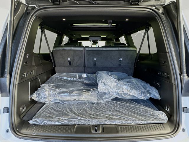 2025 Jeep Wagoneer L Series II Carbide photo 25