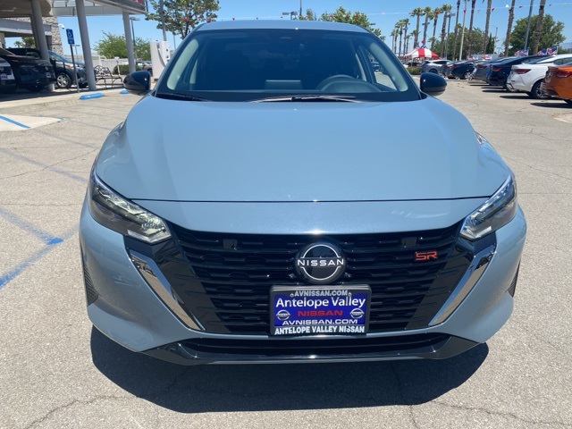 2025 Nissan Sentra SR photo 2