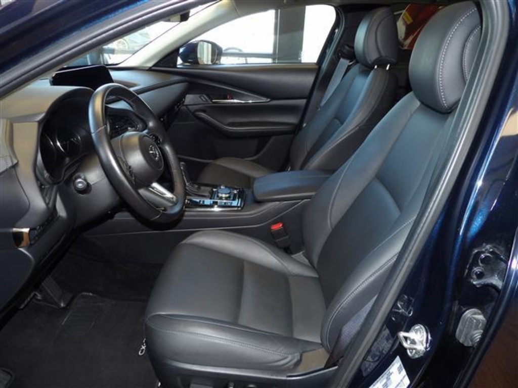 2024 Mazda CX-30 2.5 S Preferred photo 26