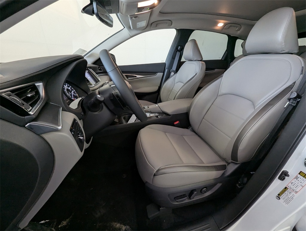 2025 Infiniti QX50 Luxe AWD photo 5