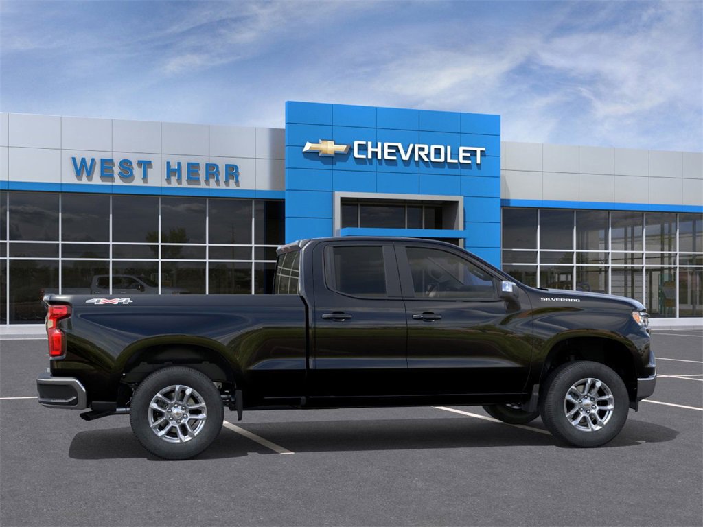 2026 Chevrolet Silverado 1500 LT photo 4