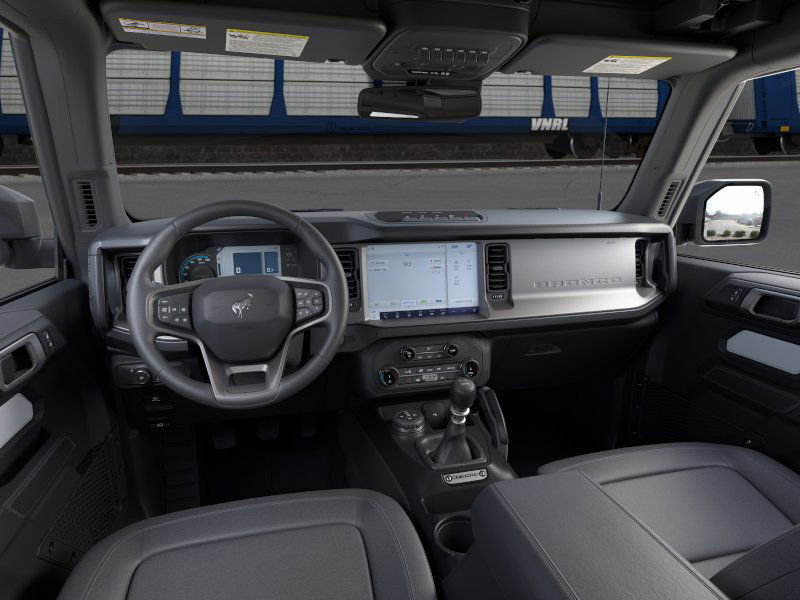 2025 Ford Bronco Badlands photo 9
