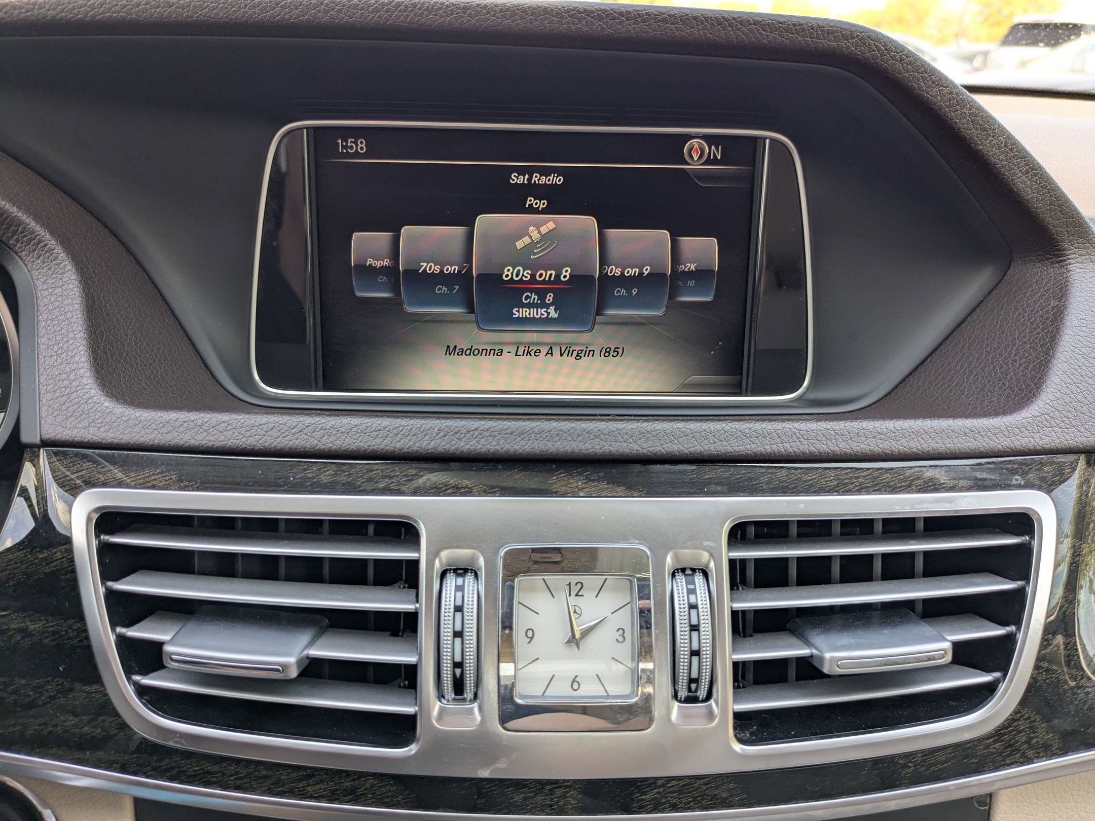2016 Mercedes Benz E 350 photo 17
