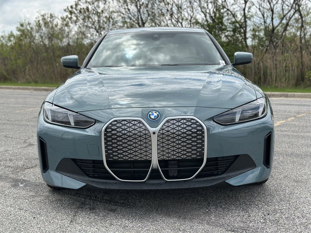 2025 Bmw i4 xDrive40 photo 2