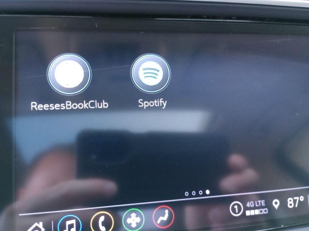 2023 Buick Enclave Essence photo 25