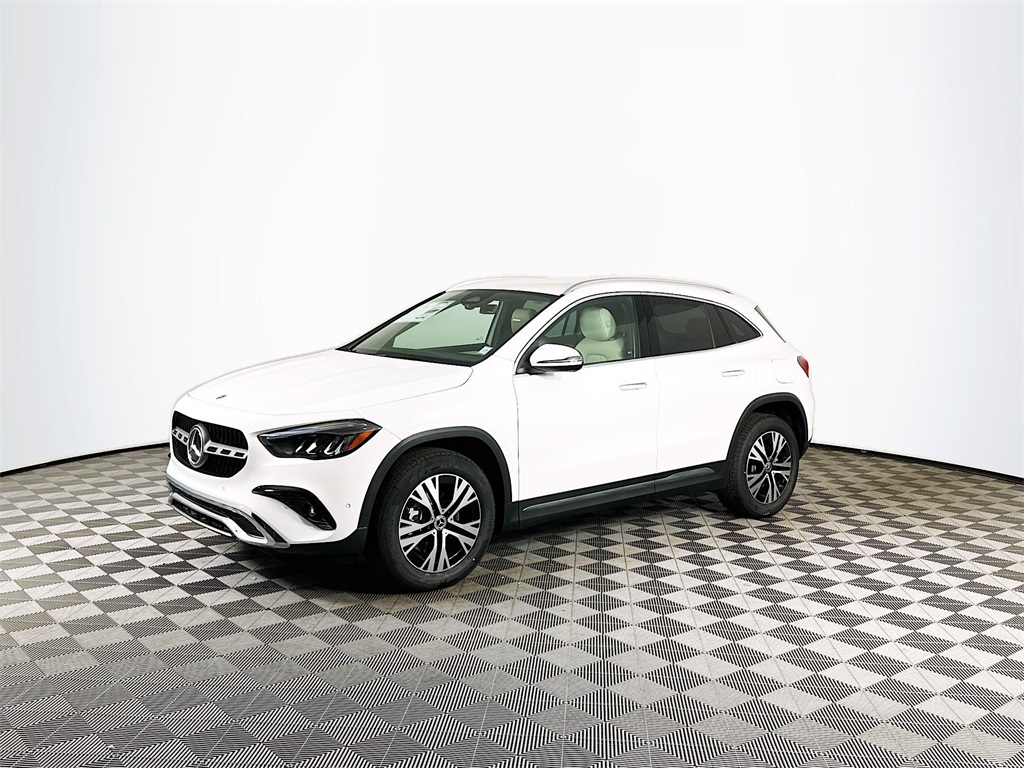 2026 Mercedes Benz GLA 250 4MATIC photo 2