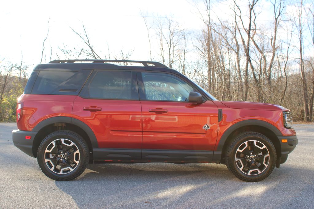 2023 Ford Bronco Sport Outer Banks photo 3