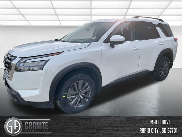 2025 Nissan Pathfinder SV's photo