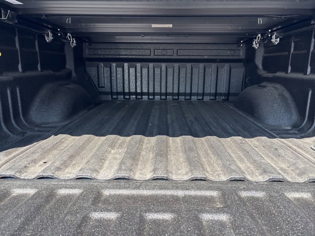 2019 Chevrolet Colorado LT photo 14