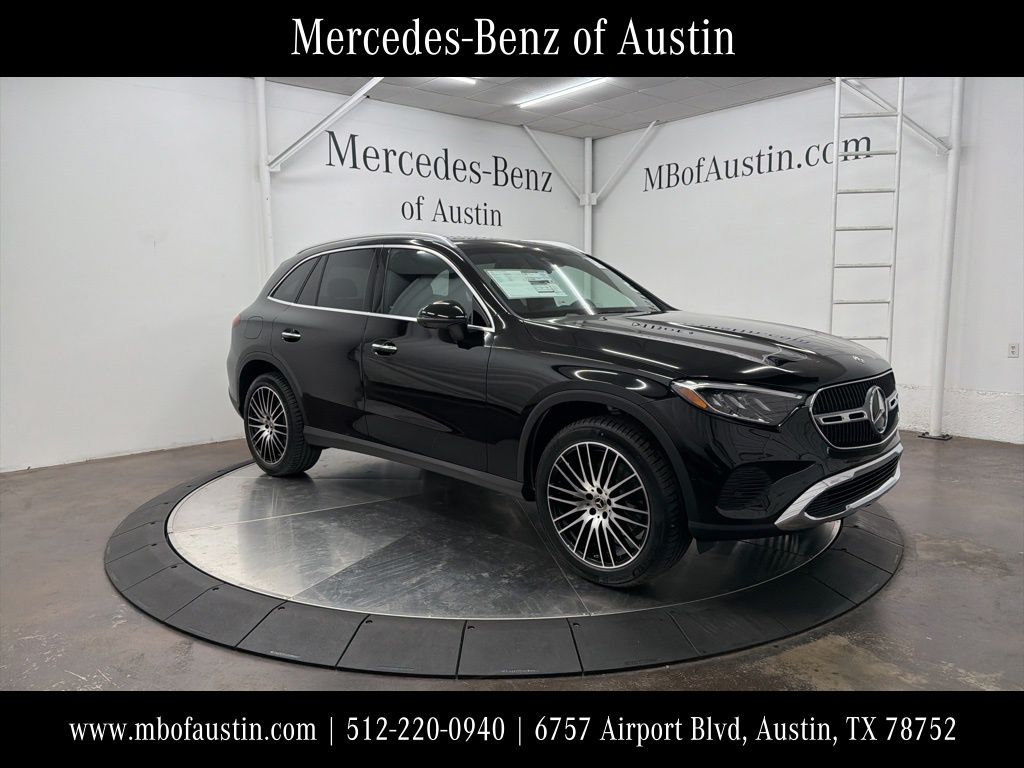 2026 Mercedes-Benz GLC Base's photo