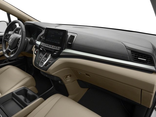 2018 Honda Odyssey Touring photo 14