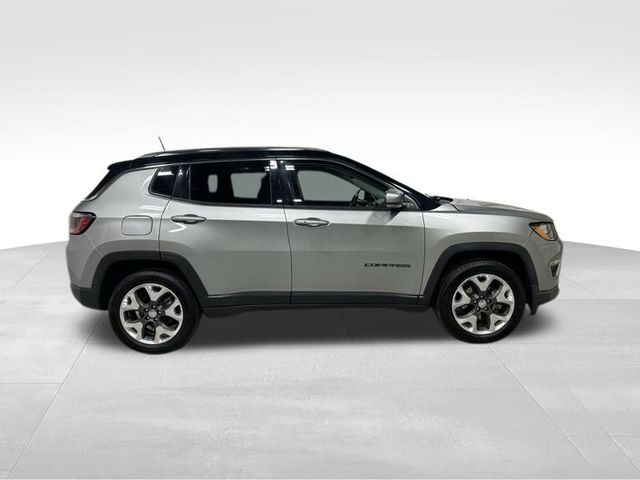 2019 Jeep Compass Limited photo 2